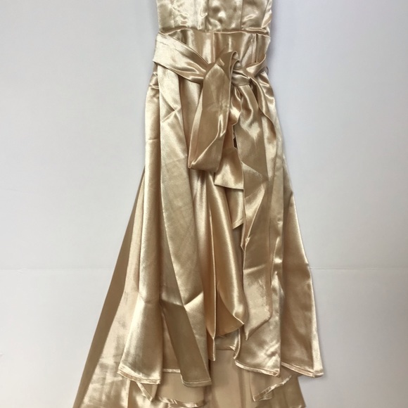 Light Up My Love High Low Lulu’s Dress Small NWT - Picture 4 of 7